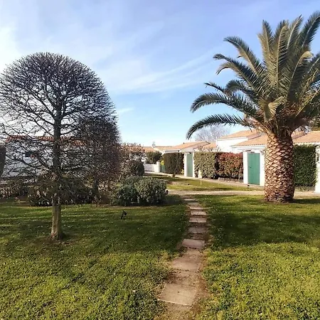 Maison Dans Résidence Calme Avec Piscine Chauffée Casa vacanze *