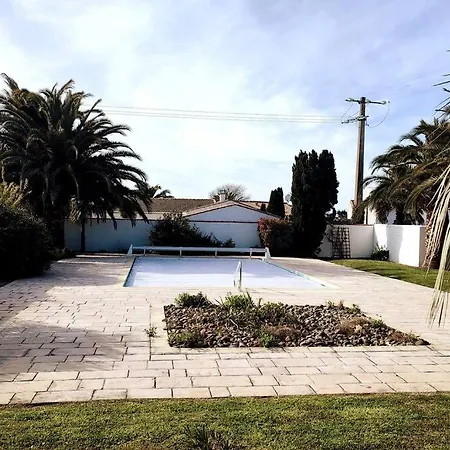 Maison Dans Résidence Calme Avec Piscine Chauffée